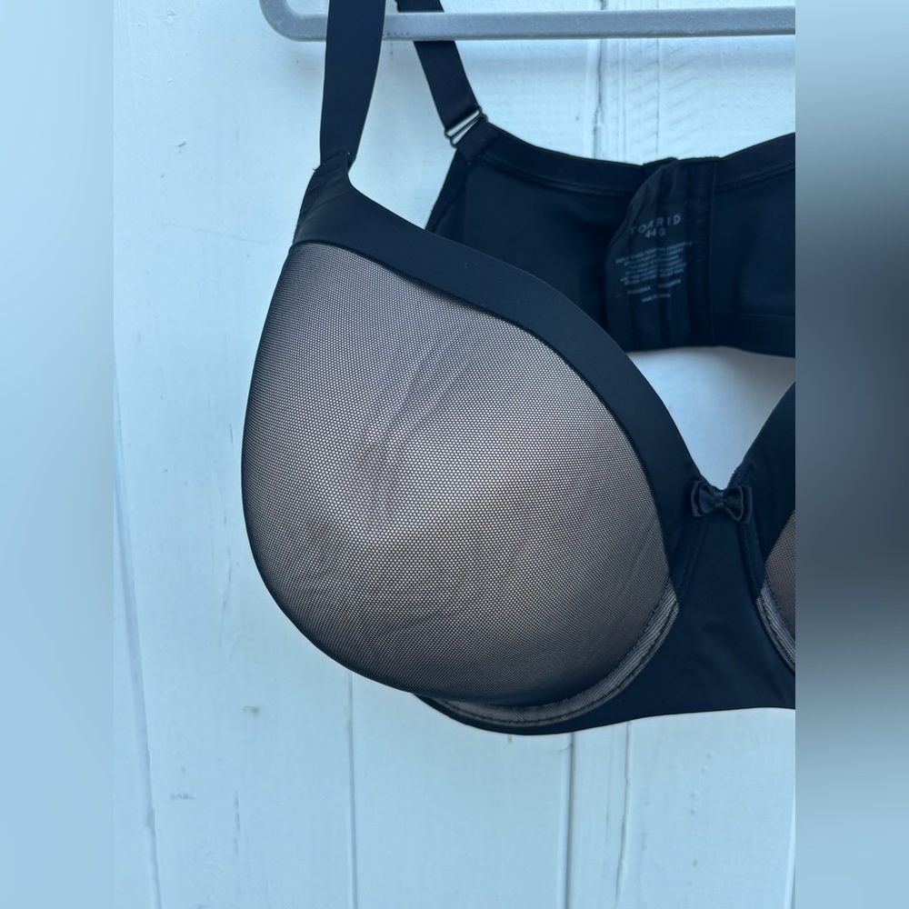 Torrid Nude and Black Mesh Bra NWT - Picture 4 of 7